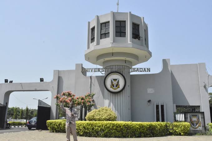 University of Ibadan students protest against fees hike | TheNewsGuru