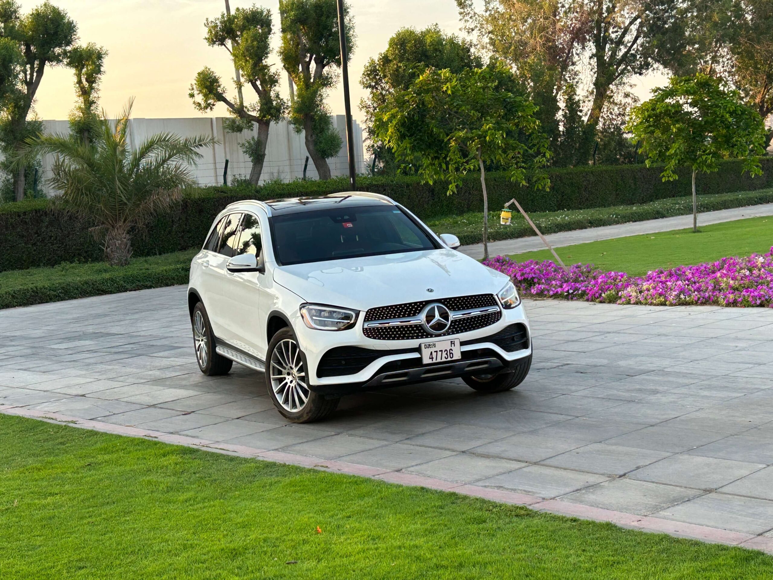 Car Rental in Dubai | No Deposit, Hassle-Free