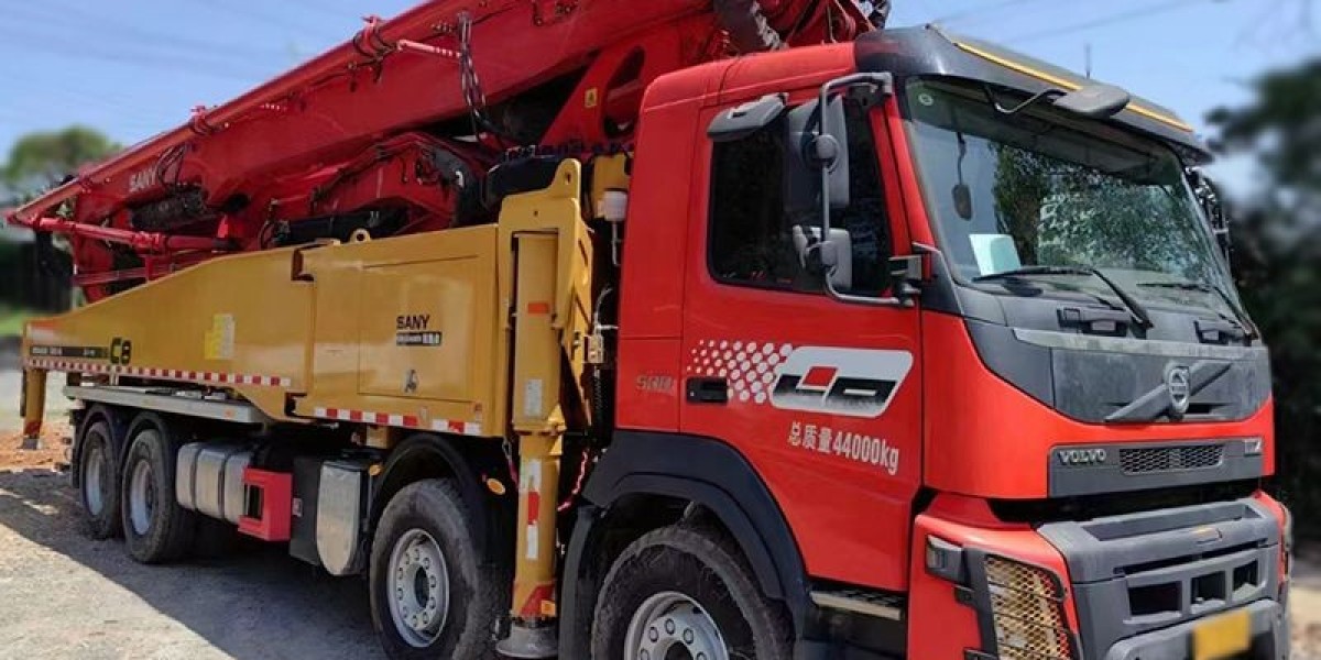Choosing Between Renting or Buying Construction Equipment: Which Is Better?