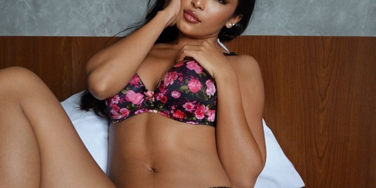 Avail Mumbai Hotel Escorts Sonam Basu | At The Prestigious Oberoi Hotel