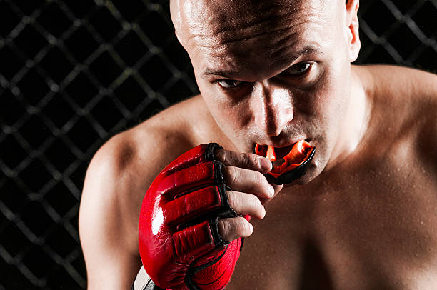 Mouth Guards in Sports: A Necessary Piece of Equipment | LogCla.com