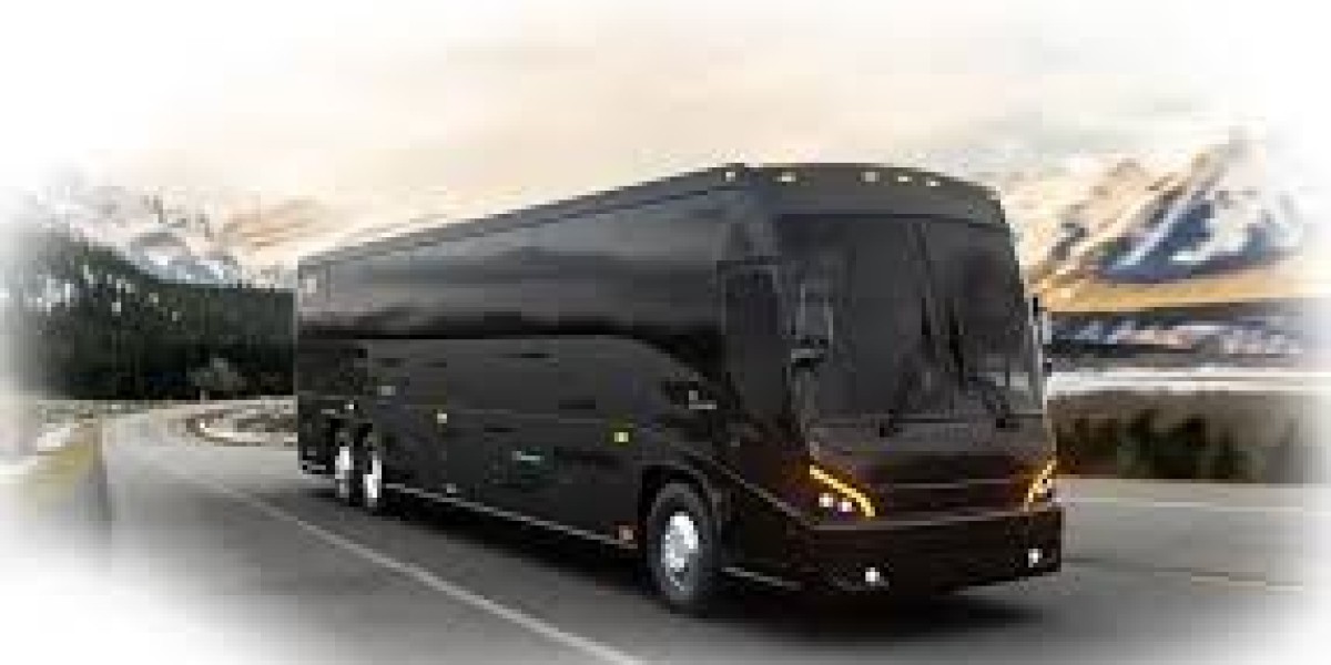 Comfortable Travel: London to Manchester Coach