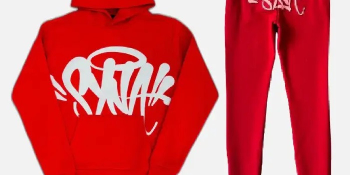 Exploring Syna World Clothing: A Rising Streetwear Empire