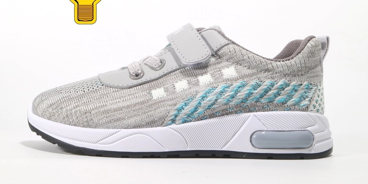Why Custom Shoe Manufacturing is the Key to Brand Differentiation?