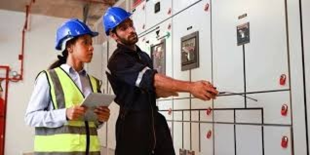 How Construction Estimating Services Help Reduce Costs and Save Time