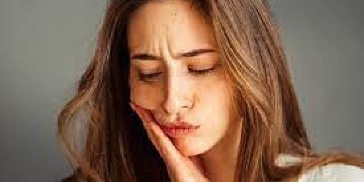 Toothache Relief | Causes, Remedies & When to See a Dentist