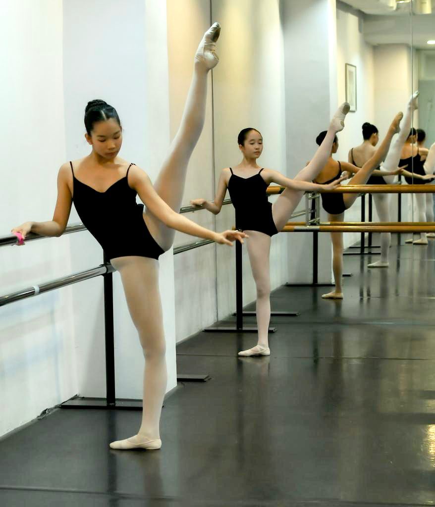 Russian Ballet Technique: Essential Training Tips for Singapore Dancers | School of Russian Ballet Singapore