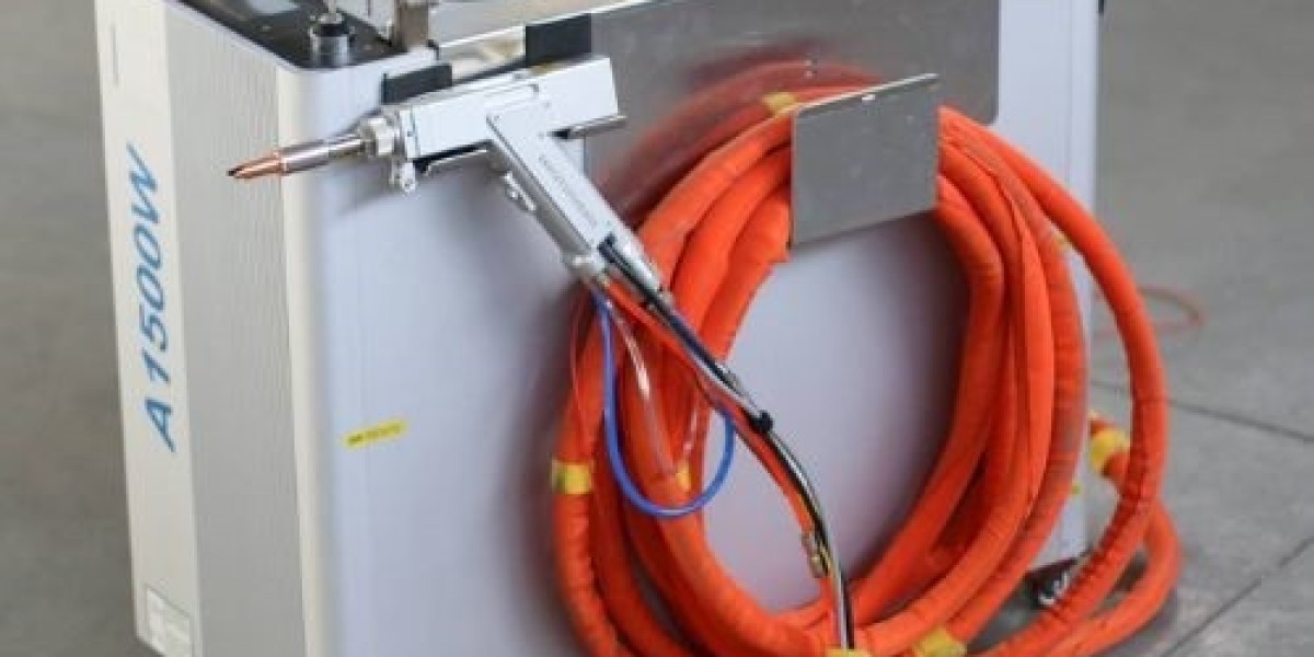 Laser Handschweißgerät: Präzises Schweißen für Profis und Hobbyanwender effizient gestalten