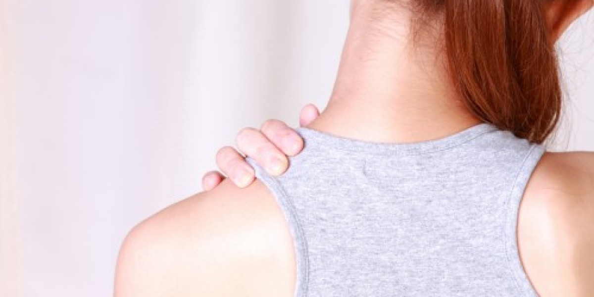 How to Fix Uneven Shoulders: Causes, Exercises, and Treatment Options