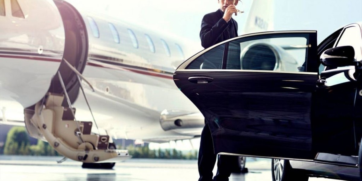 Smooth and Reliable Taxi Transfer from Gatwick Airport to London City Airport