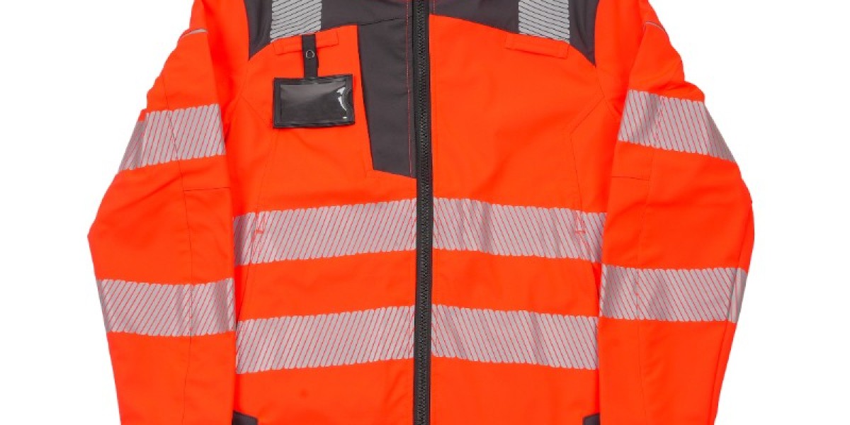 Why Outdoor Workwear is Essential for Safety and Comfort