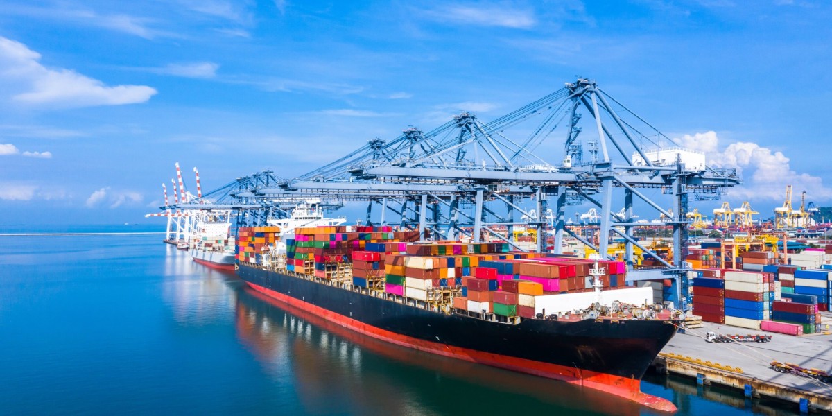 Key Factors to Consider Before Selecting a Cargo in Dubai