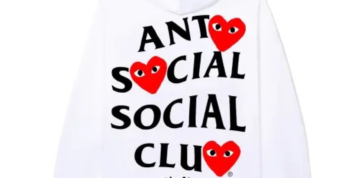 CDG Polo Shirt: A Timeless Icon of Modern Streetwear and Luxury Fashion