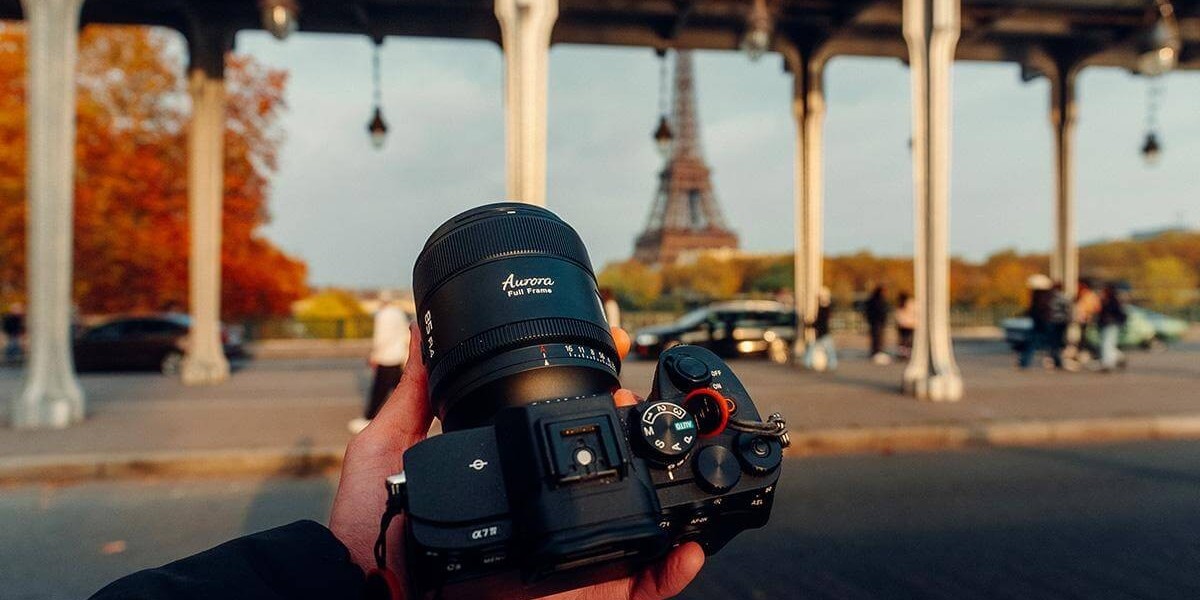 How a Monopod Performs Compared to a Tripod