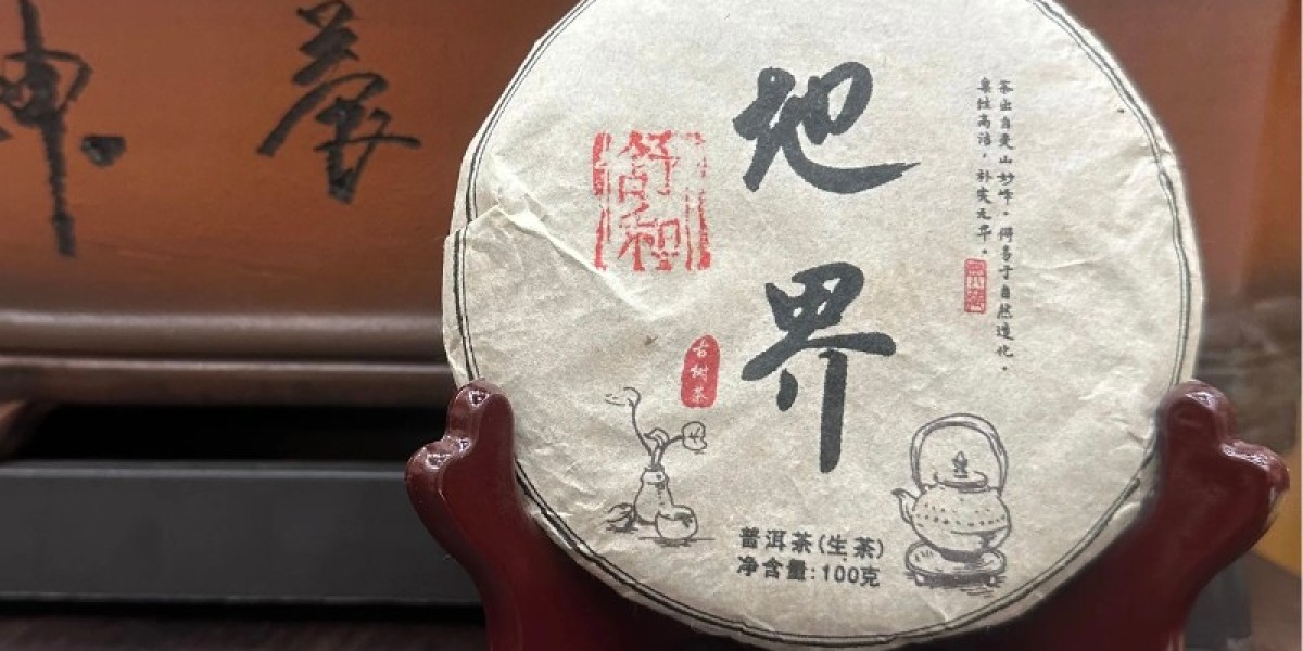 Mugwort Benefits: Why This Ancient Herb Deserves a Place in Your Home