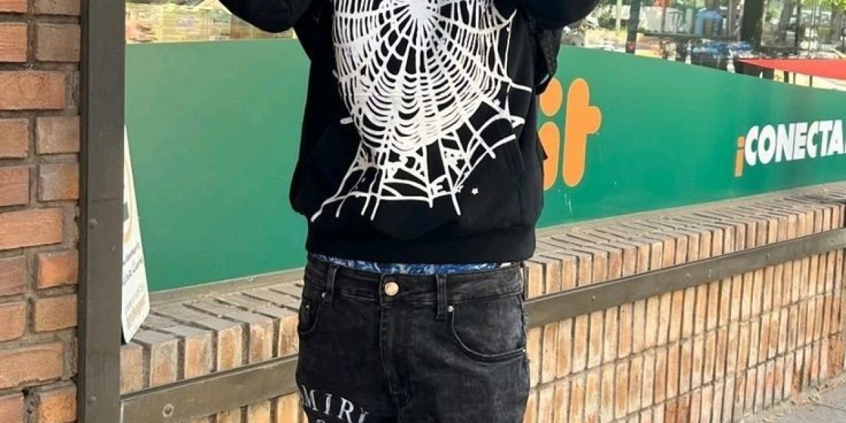 Streetwear Communities Bonding Through Shared Sp5der Hoodie Aesthetics