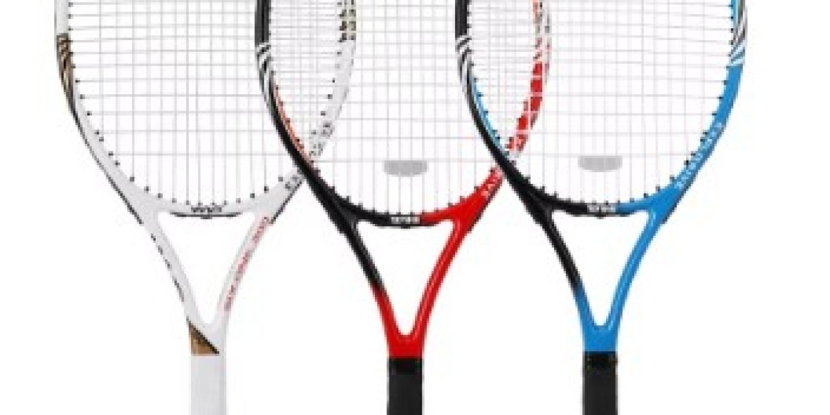 How to Choose a Badminton Shuttlecock Based on Playing Level?