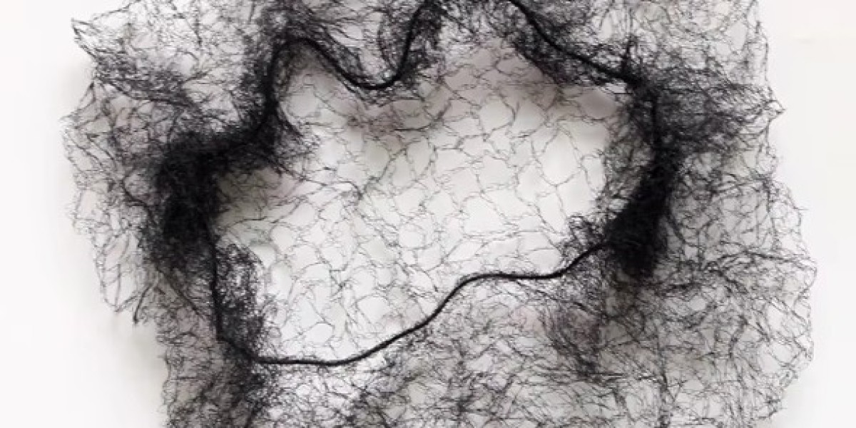 Enhancing Hygiene with Disposable Hair Nets in Food Services